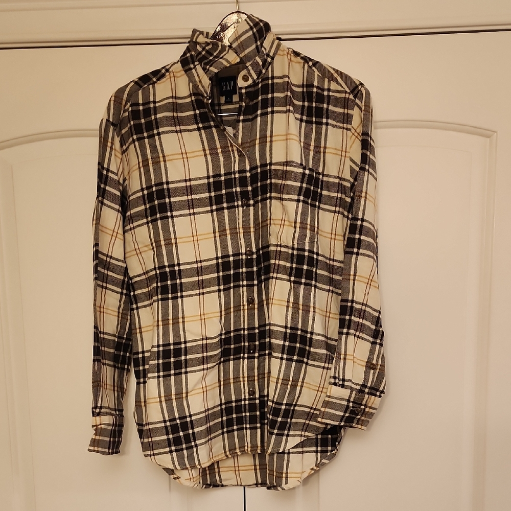 GAP Plaid Button Down Shirt - Black, White, Tan